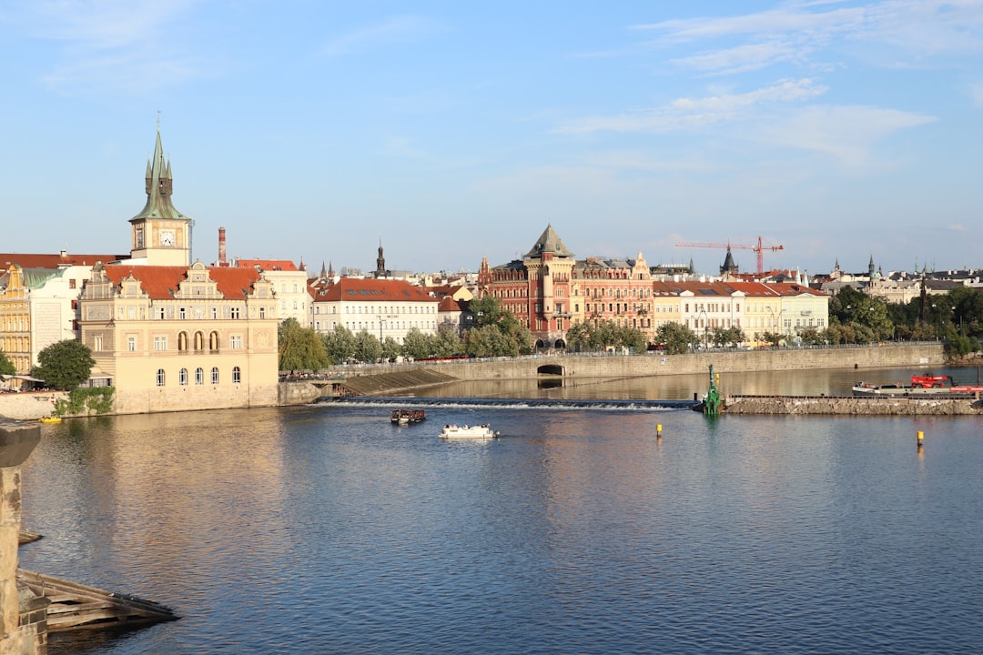 Explore Breathtaking Destinations Around the Globe Today